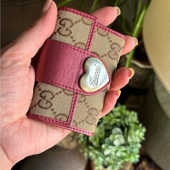 Authentic GUCCI Monogram leather signature canvas snap flap ❤️ card/keys wallet - Picture 2 of 13